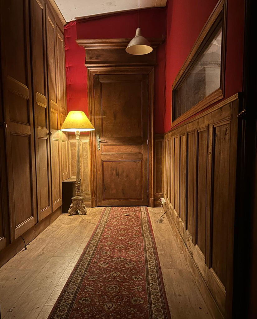 vestibule copie.jpg